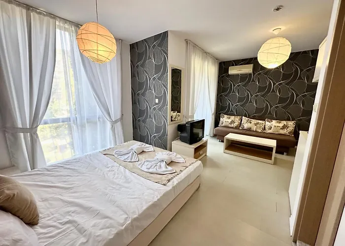 Rainbow 3 - Menada Appartement