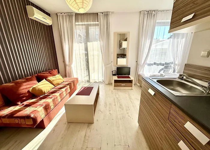 Rainbow 3 - Menada * Slantchev Briag