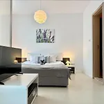 Rainbow 3 - Menada Apartament *