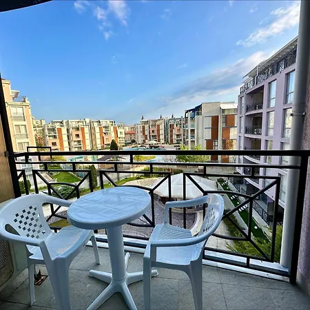 Rainbow 3 - Menada *