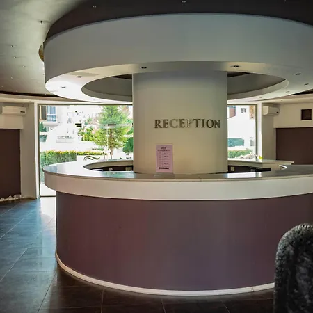 Rainbow 3 - Menada *